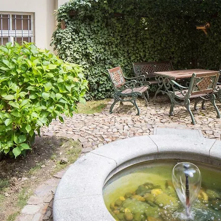 Cozy And Classy In The Old Town Apartment Prague